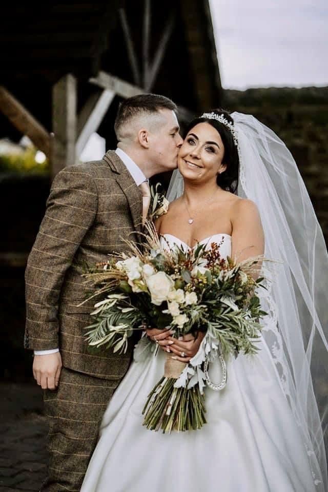 Wedding flower arrangements